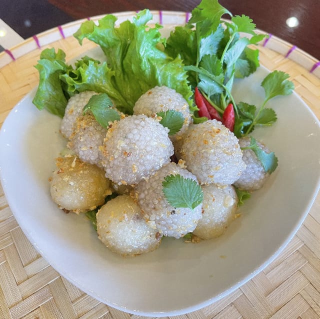 Lao Dumplings (Sakoo Yat Sai).